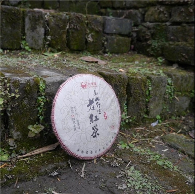 鸳鸯溪茶业｜时间的滋味 老红茶 五年陈茶饼 汤色清澈 陈味高山茶